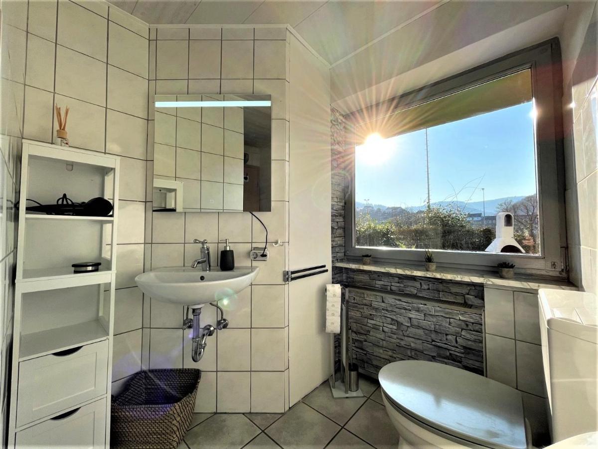 Апартаменти Traumhafter Moselblick, Garten & Lounge, Boxspringbett, Top Lage Буллай Екстер'єр фото